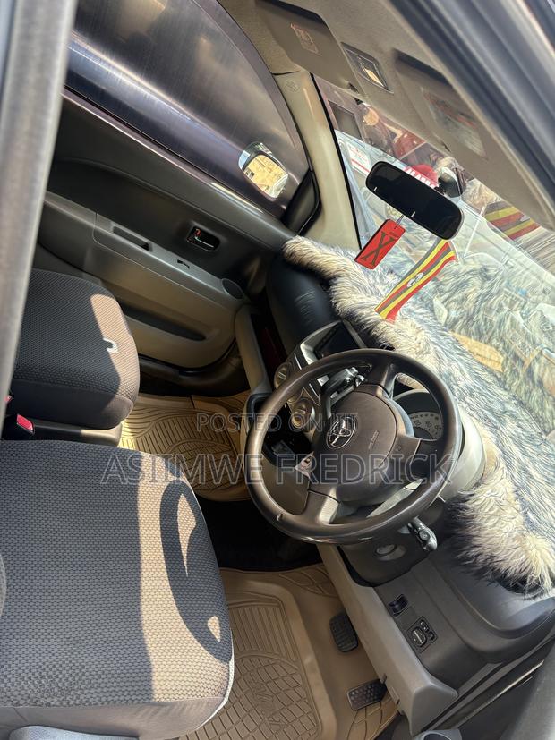 Toyota Passo 1.0 AWD 2010 Silver