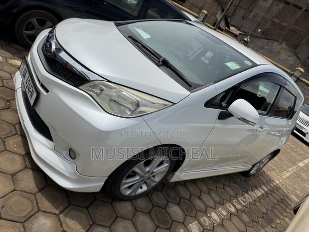 Subaru Trezia 1.3i 2012 White