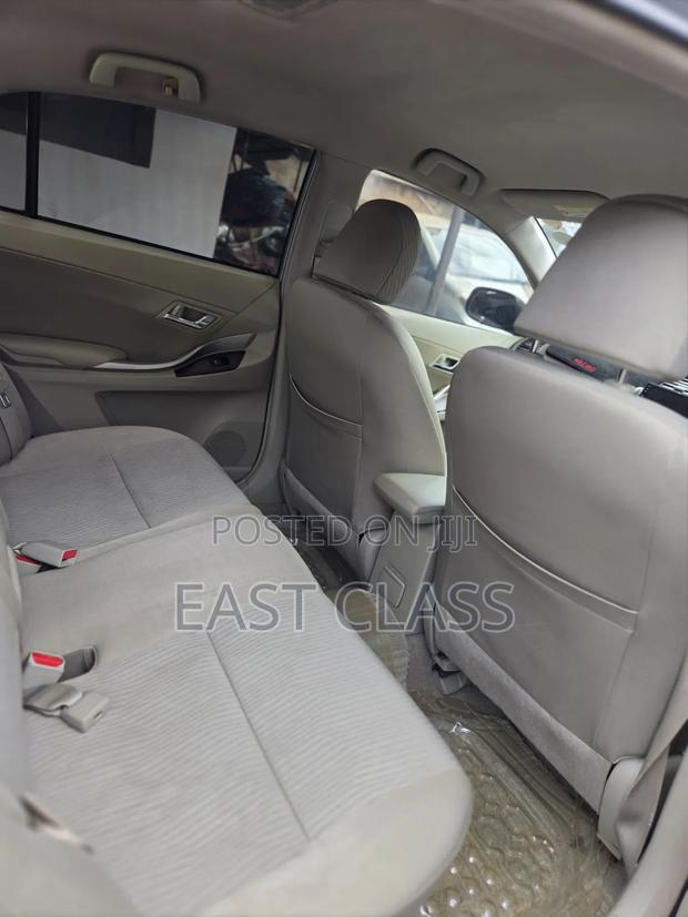 Toyota Premio 1.8 FWD 2010 Silver