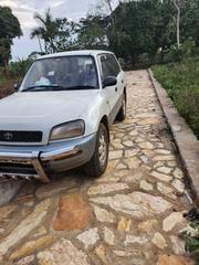 Toyota RAV4 Base 4x4 1996 White for sale