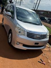 Toyota Noah 2.0 158hp FWD (8 Seater) 2013 Silver for sale