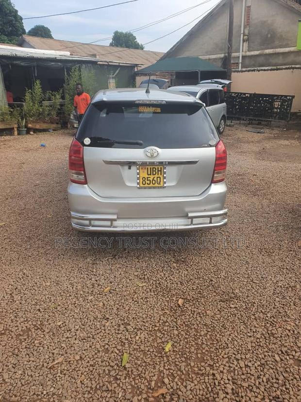 Toyota Wish 2007 Silver