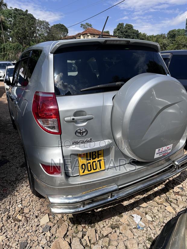 Toyota RAV4 2008 Silver