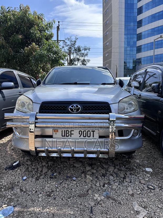 Toyota RAV4 2008 Silver