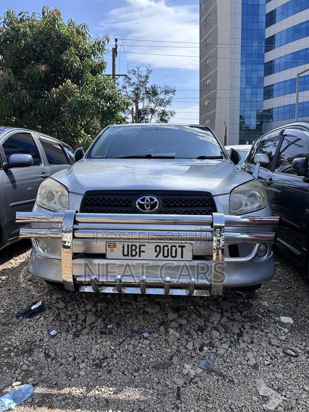 Toyota RAV4 2008 Silver