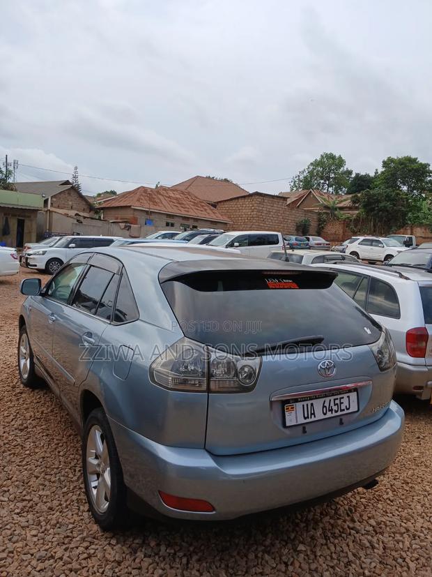 Toyota Harrier 2.4 4WD 2010 Blue