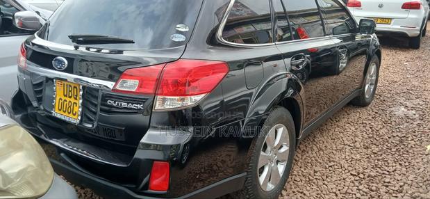 Subaru Legacy 2011 Black