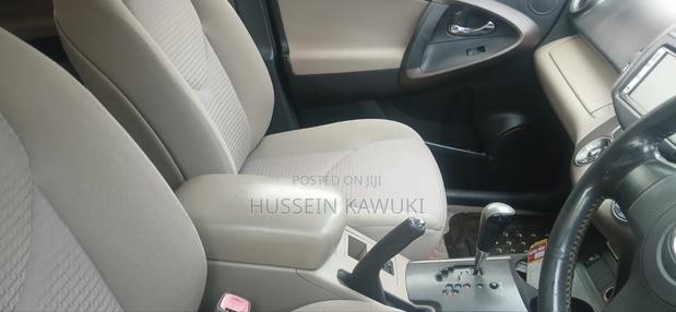 Toyota Vanguard 2008 Silver