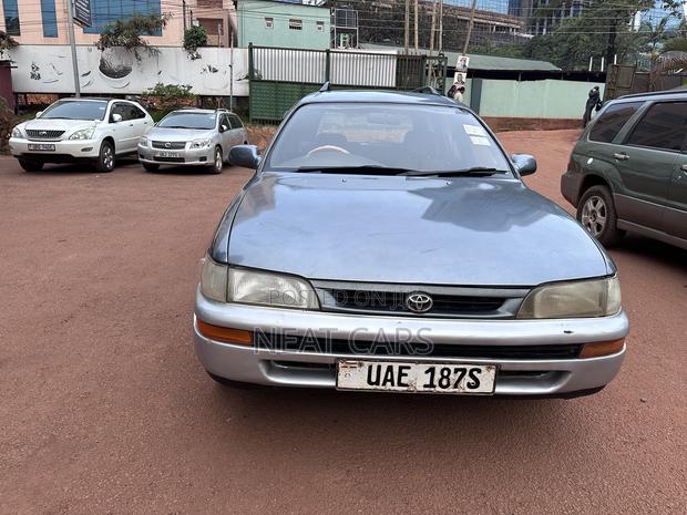 Toyota Corolla 1998 Gray