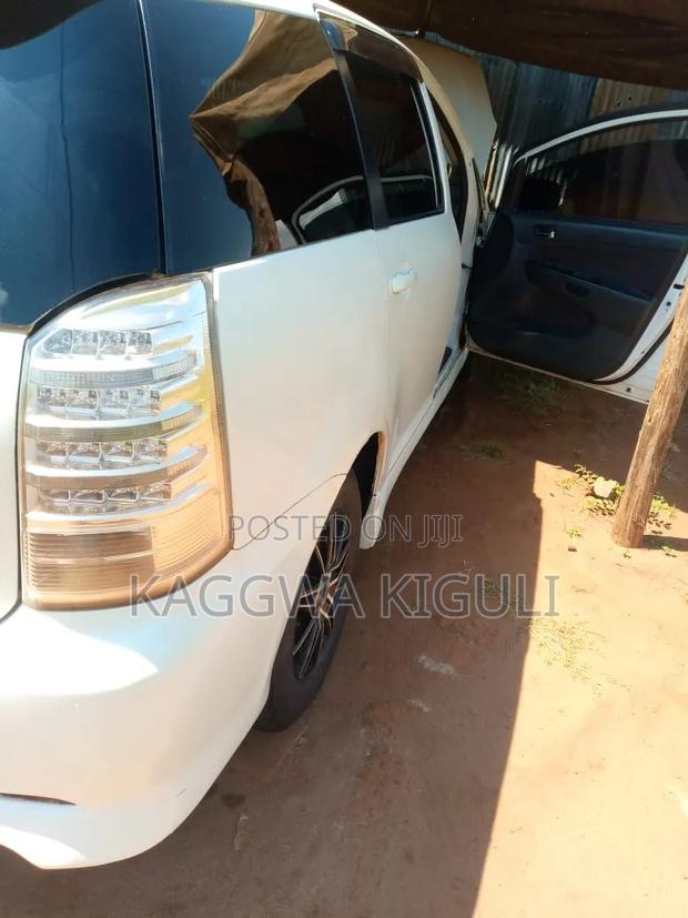 Toyota Wish 2006 White