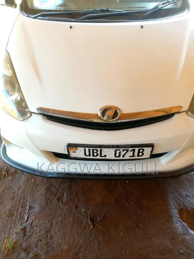 Toyota Wish 2006 White