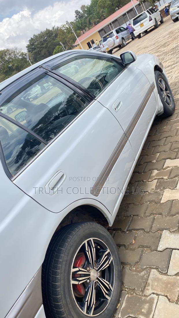 Toyota Premio 2002 Silver