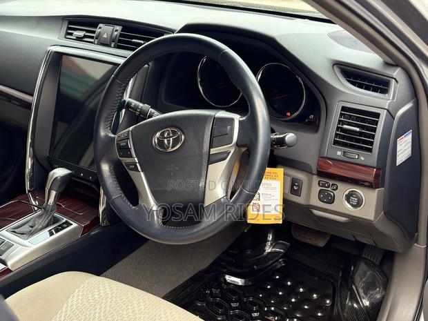 Toyota Mark X 2.5 RWD 2010 Gray