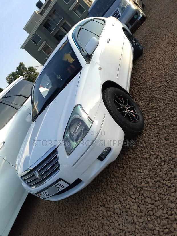 Toyota Premio 2005 White