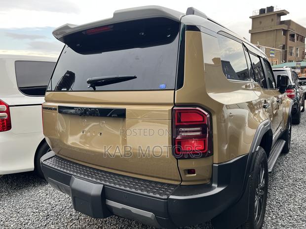 Toyota Land Cruiser Prado 2.4 Hybrid 2025 Gold