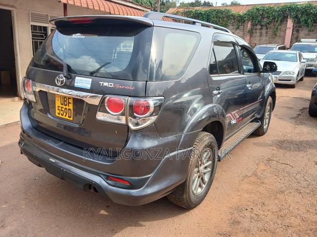 Toyota Fortuner 2015 Black