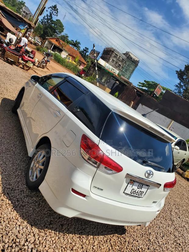 Toyota Wish 2009 White
