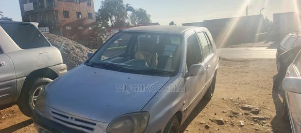 Toyota Raum 2004 Blue