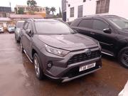 Toyota RAV4 Limited AWD 2019 Gray for sale