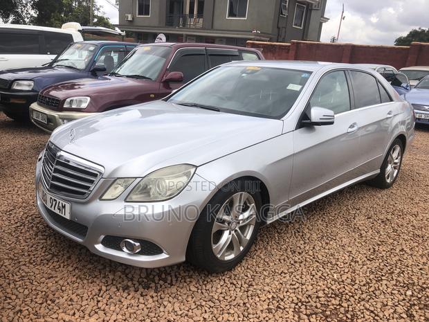 Mercedes-Benz E300 2010 Silver