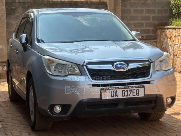 Subaru Forester 2.0XT Touring 4dr SUV AWD (2.0L 4cyl Turbo CVT) 2014 Silver