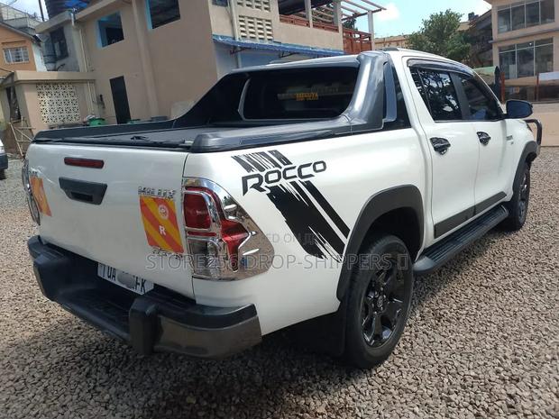Toyota Hilux Revo Double Cab Deisel 2.8 AWD 2018 White