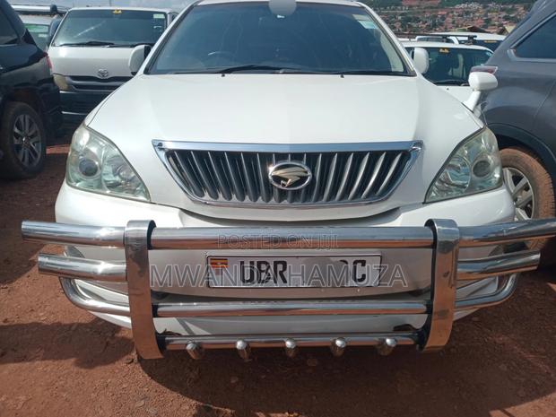 Toyota Harrier 2010 White