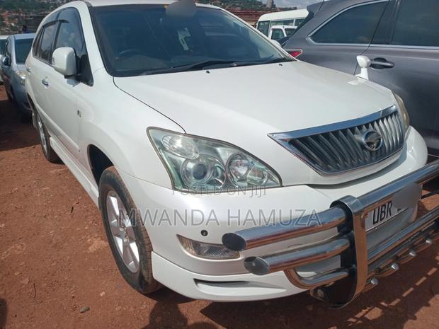Toyota Harrier 2010 White