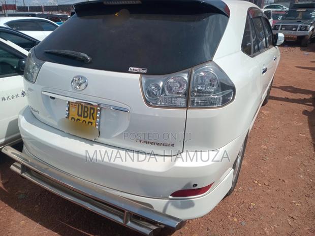 Toyota Harrier 2010 White
