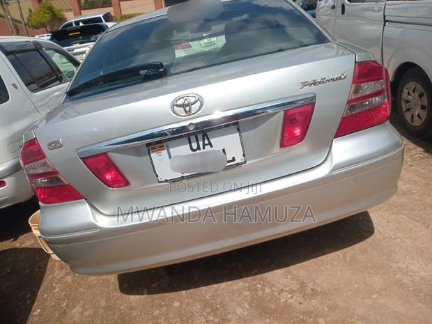 Toyota Premio 2005 Silver