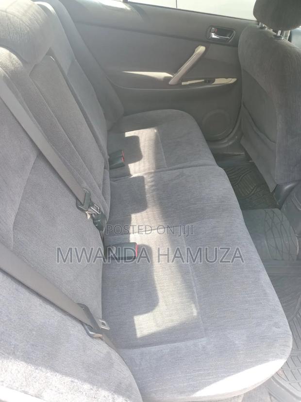 Toyota Premio 2005 Silver