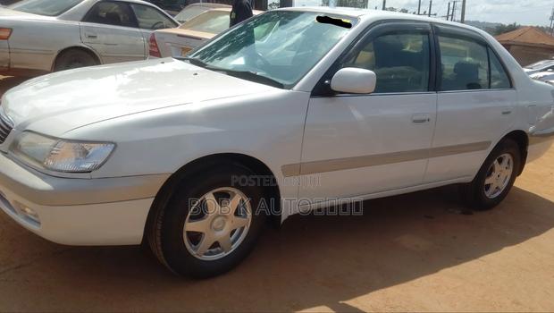 Toyota Corona Premio 2000 Silver