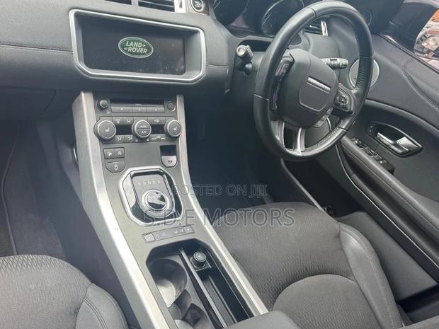 Land Rover Range Rover Evoque 2017 Purple