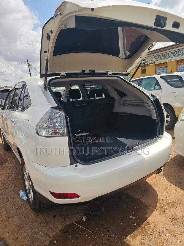 Toyota Harrier 2010 Pearl