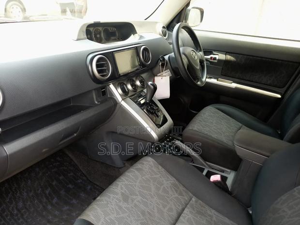 Toyota Rumion 1.5 FWD 2023 Red