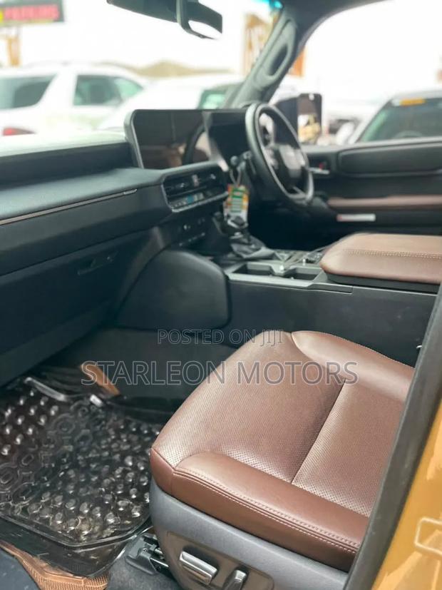 Toyota Land Cruiser Prado 2.8 2024 Brown