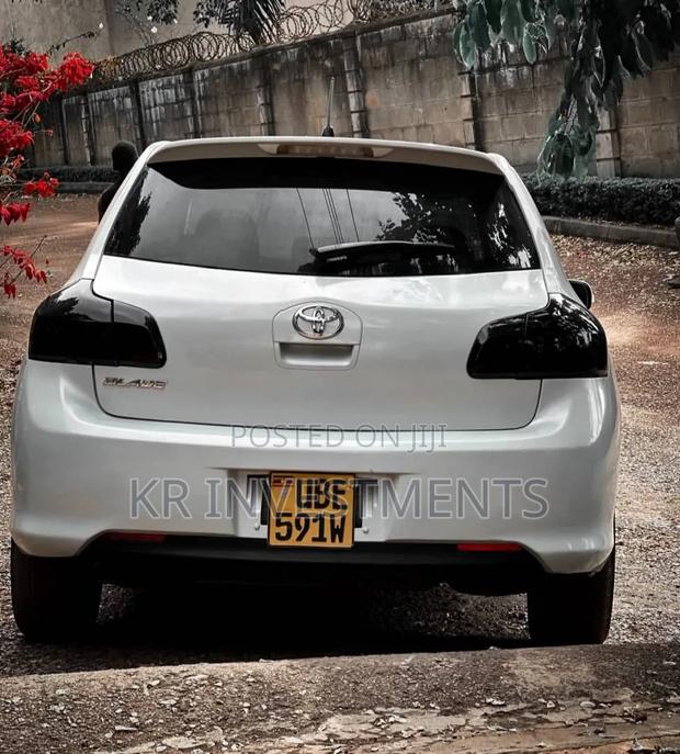Toyota Blade 2007 White
