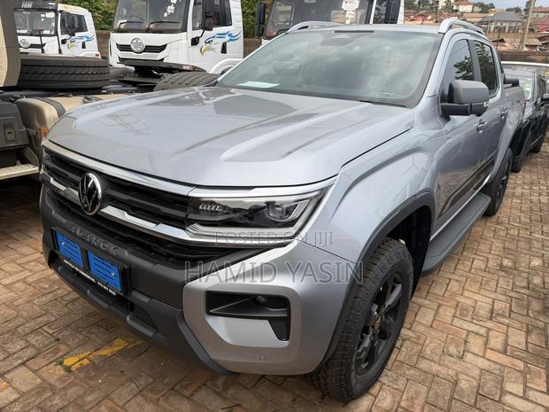 Volkswagen Amarok 2025 Silver