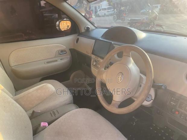 Toyota Sienta 1.5 AWD 2007 Silver