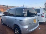 Toyota Sienta 1.5 AWD 2007 Silver for sale