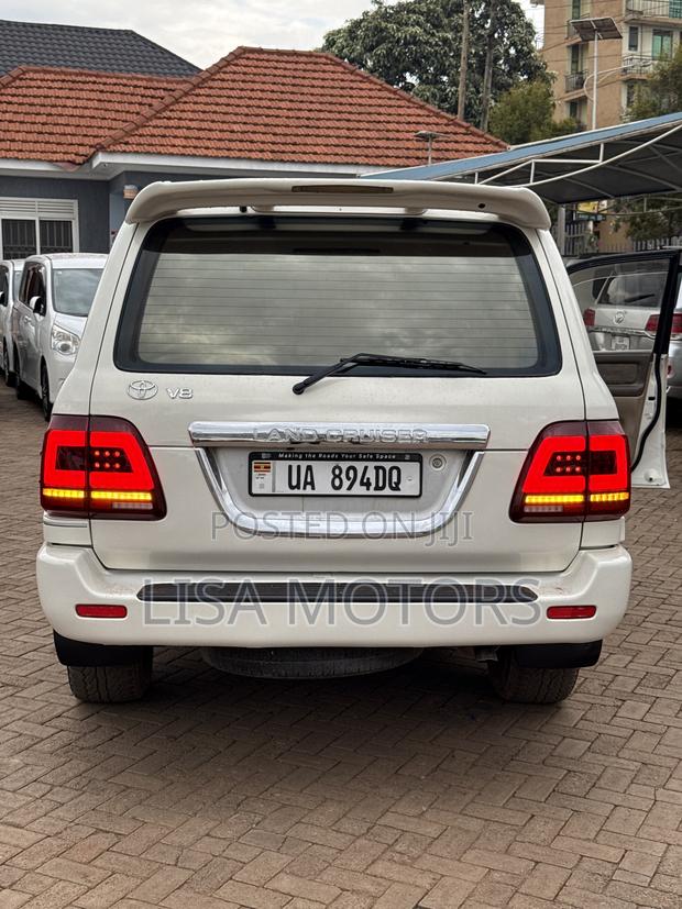 Toyota Land Cruiser Prado 4.0 V6 5dr 2005 White