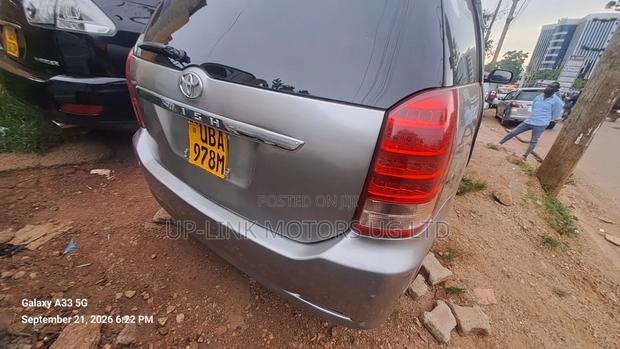 Toyota Wish 2007 Gray