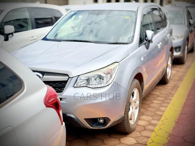 Subaru Forester 2.5i Touring PZEV 4dr SUV AWD (2.5L 4cyl CVT) 2015