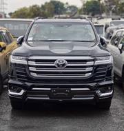 Toyota Land Cruiser LC300 2025 Black for sale