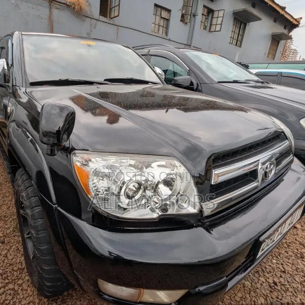 Toyota Hilux 2006 Black