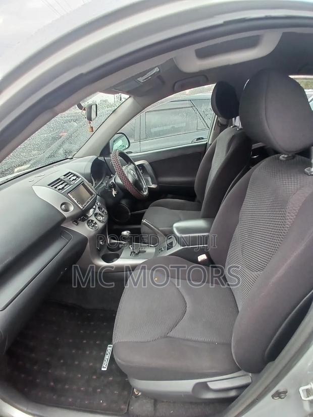 Toyota RAV4 2.4 2008 Silver