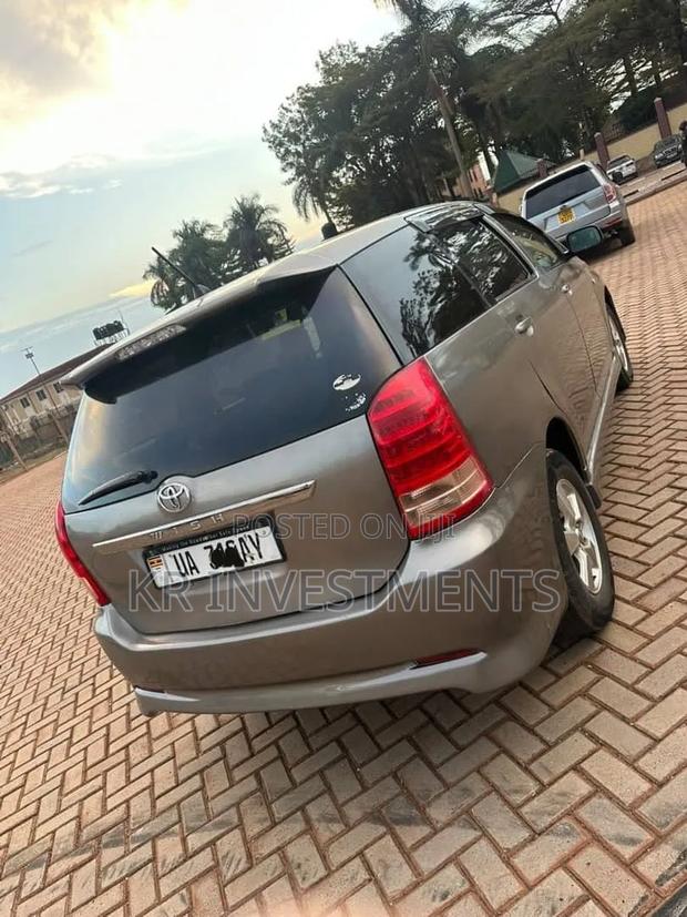 Toyota Wish 2007