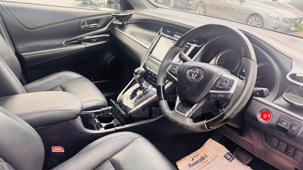 Toyota Harrier 2017 White