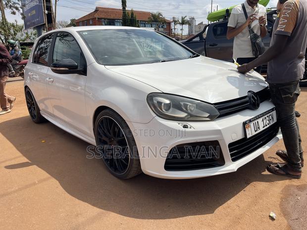 Volkswagen Golf 2015 White