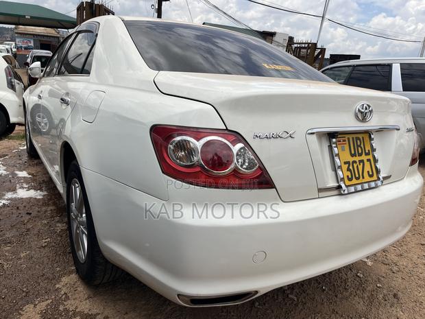 Toyota Mark X 2.5 AWD 2007 White